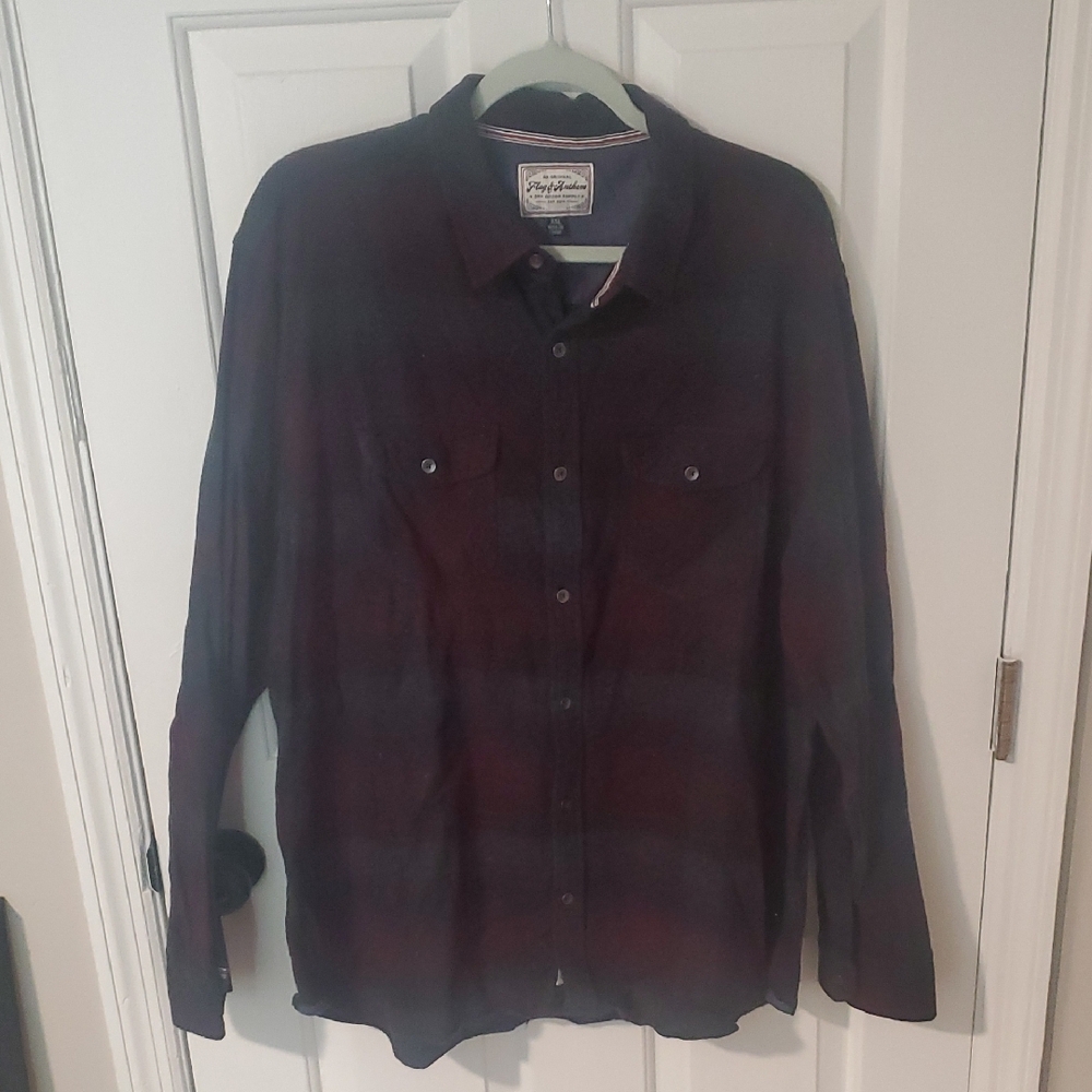 Flag And Anthem Men's Casual Plaid Button-Down Shirt - Dark Red and Black
